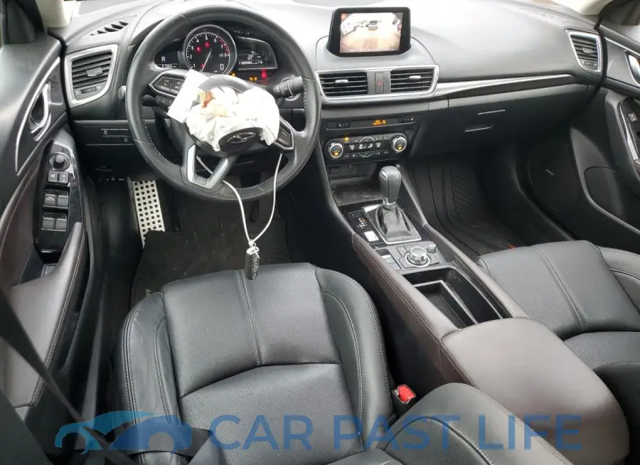 3MZBN1W3XJM162747# 8