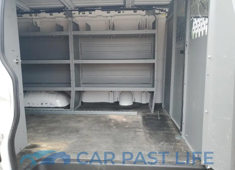 1GTW7AFP8R1207940# 10