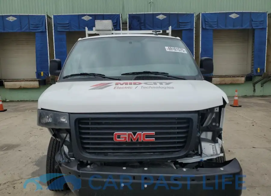 1GTW7AFP8R1207940# 5