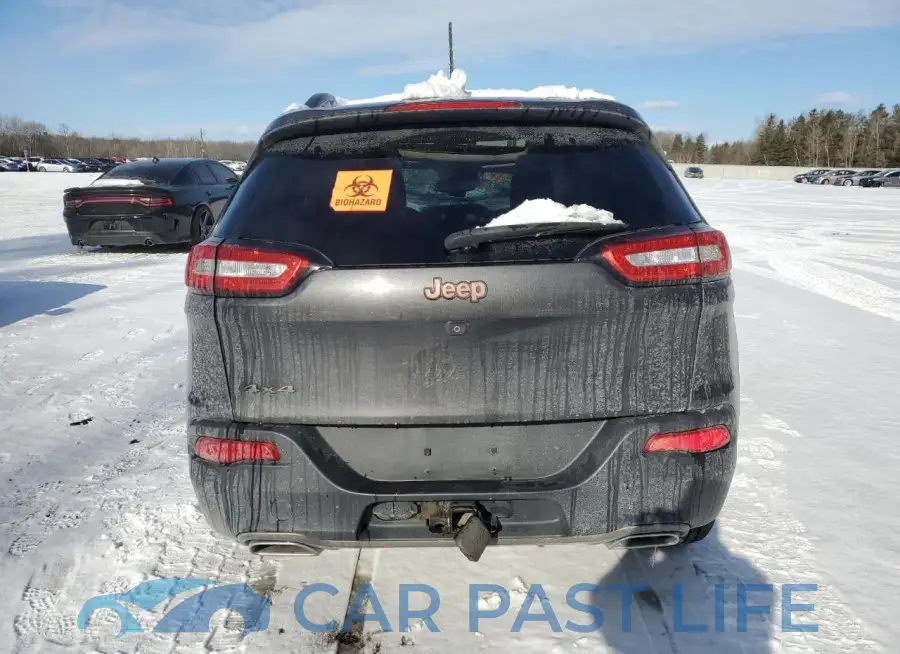 1C4PJMCS1GW272158# 6