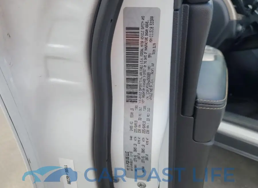1C4PJMDS9HW583689# 13