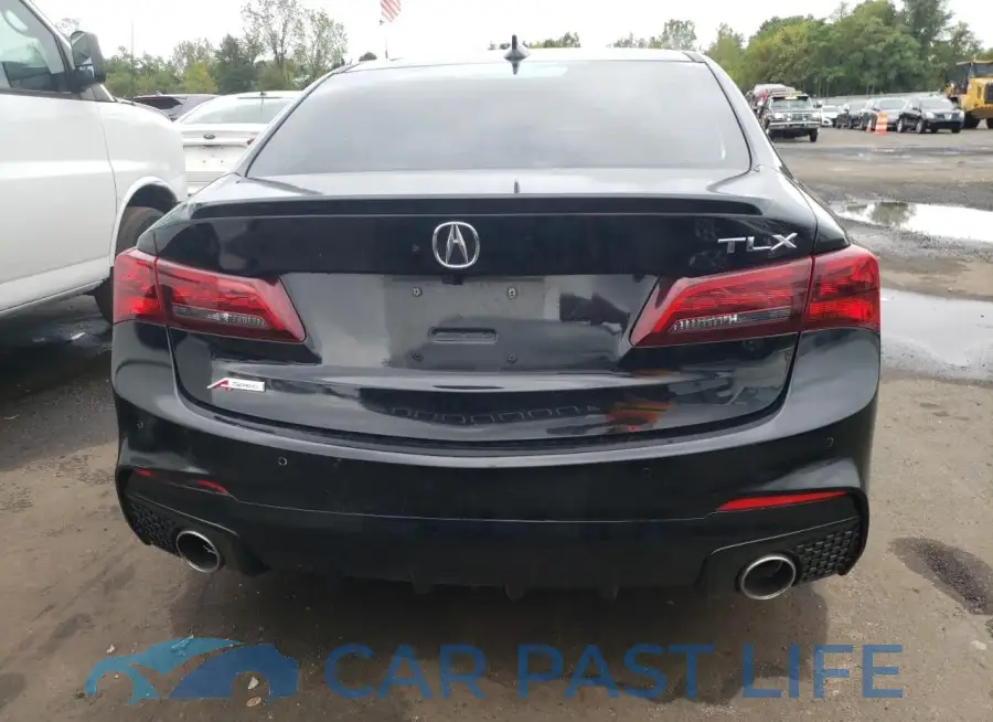 19UUB1F62KA008189# 6