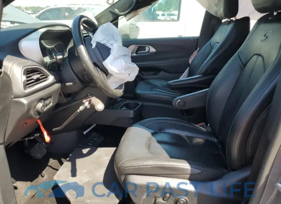 2C4RC1BG5MR605352# 7