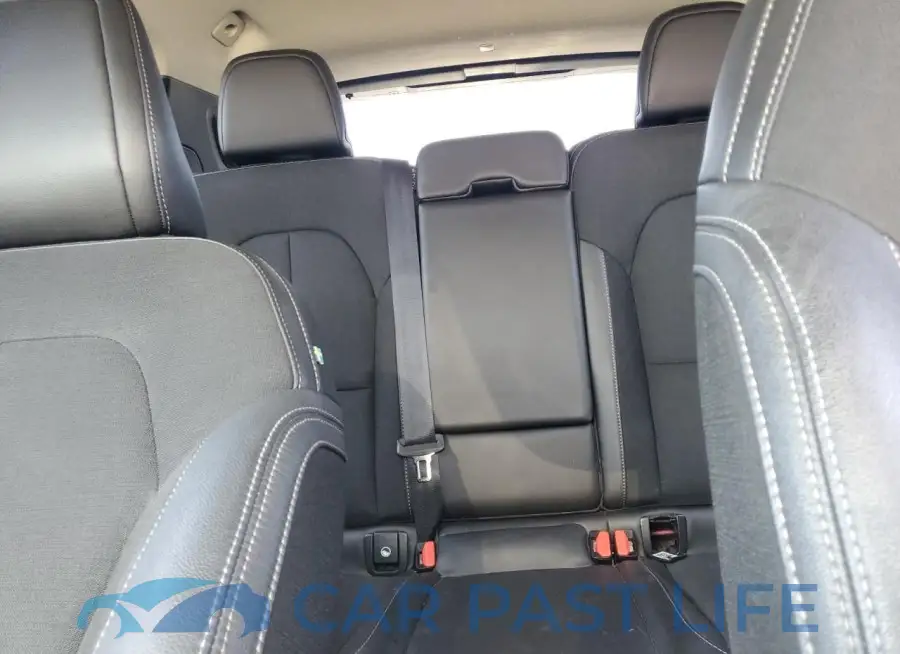 YV4AC2HK6L2226997# 10
