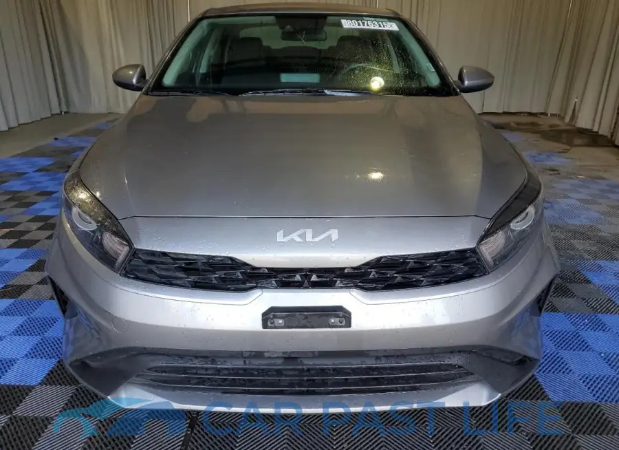 3KPF24AD9RE809742# 5