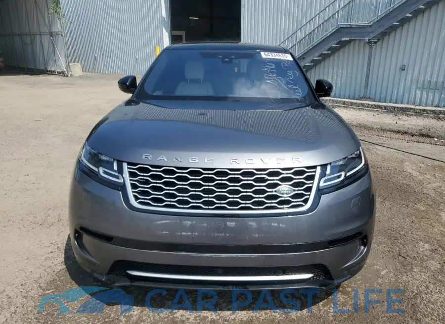 SALYB2RVXJA720918# 5
