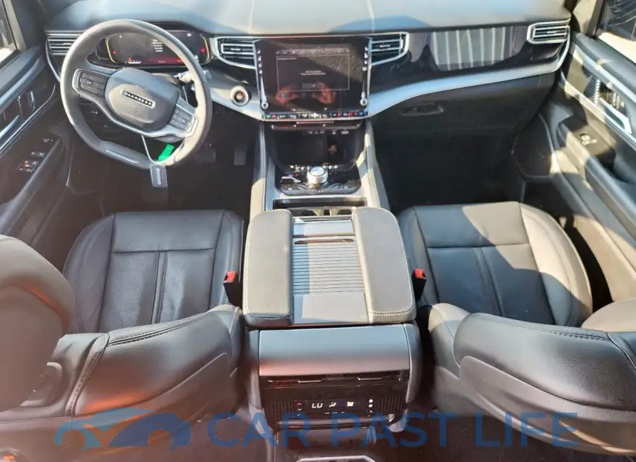 1C4SJVBP6RS114132# 8