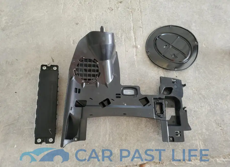 55SWF8GB5KU316673# 12