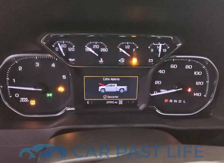 1GT49VEY8PF129825# 9