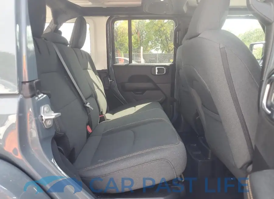 1C4RJXP67SW590351# 10