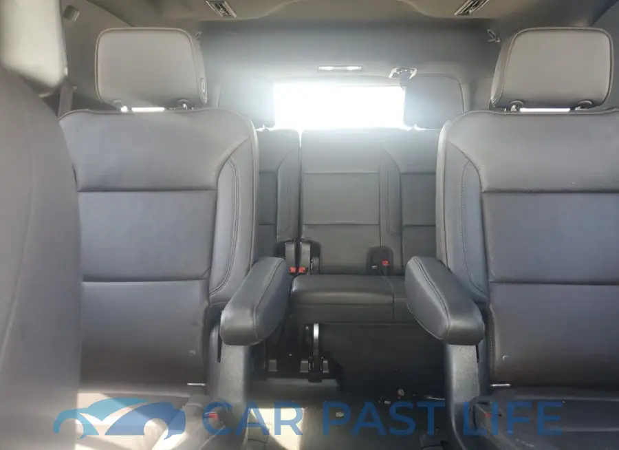 1GNSKTKL3MR352994# 10