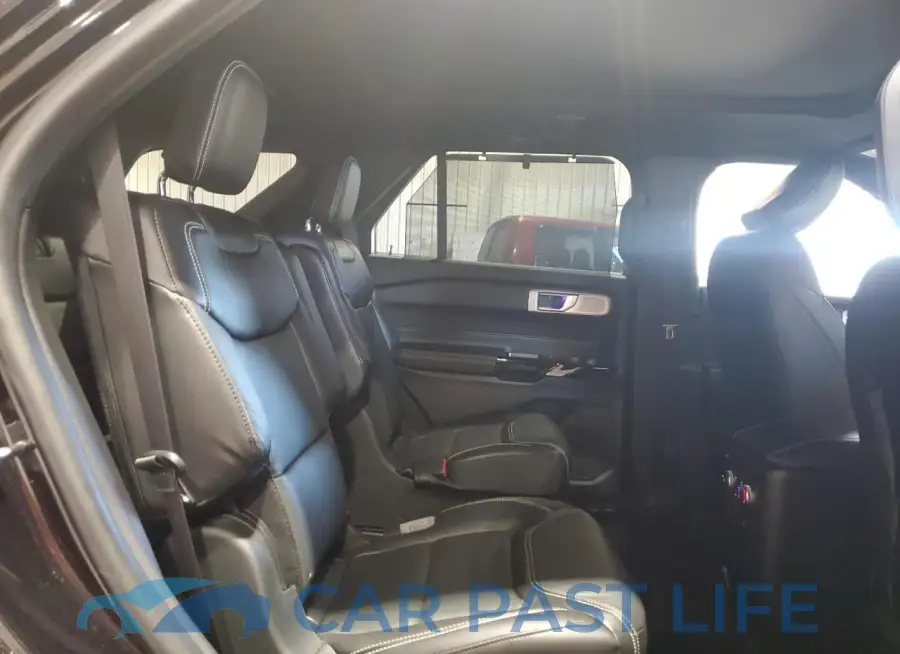 1FM5K8GC1NGA02655# 11