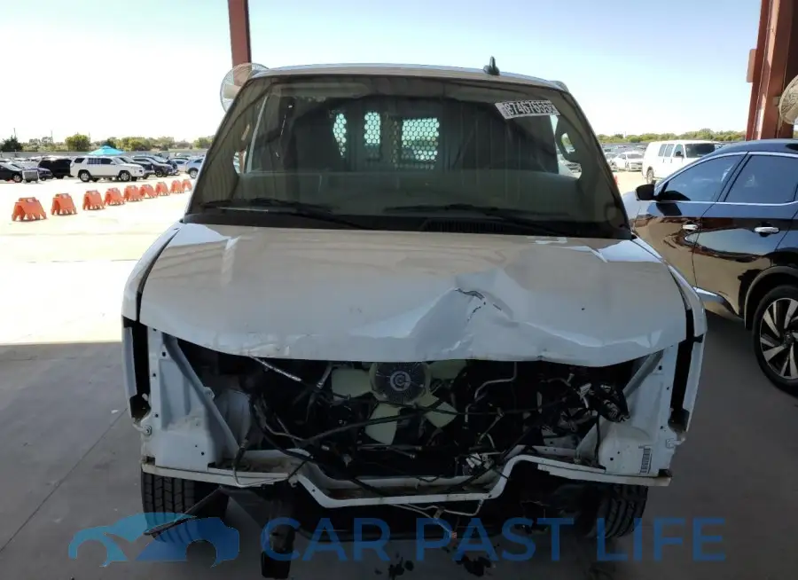 1GTW7AFP9R1163902# 5