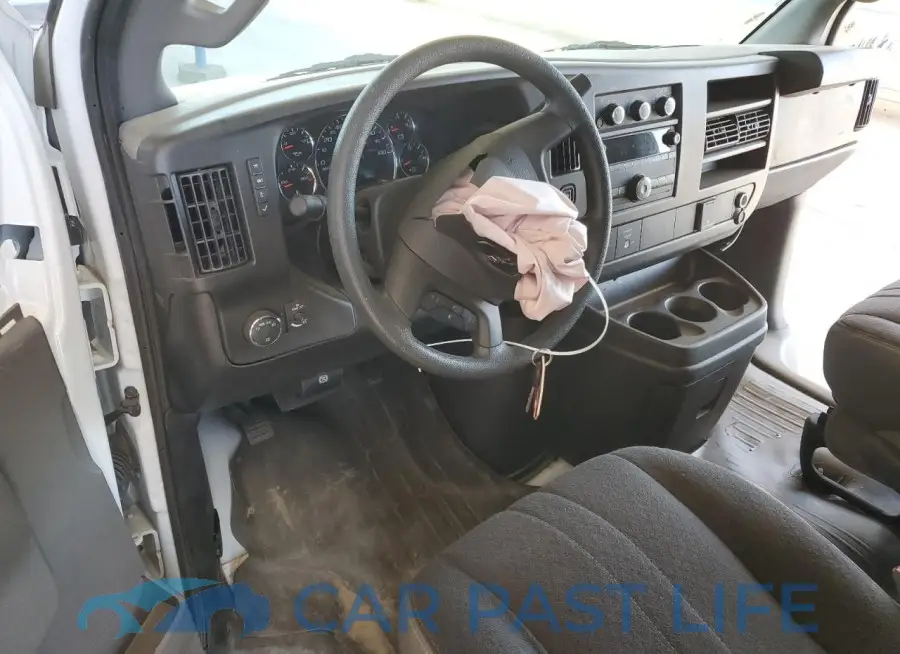1GTW7AFP9R1163902# 8