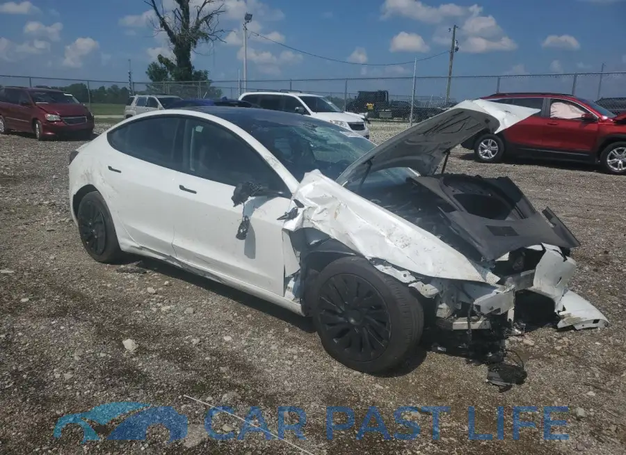 5YJ3E1EBXRF770218# 4