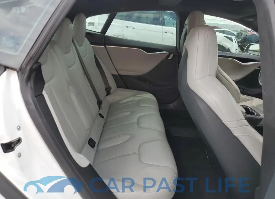 5YJSA1E22GF129262# 10