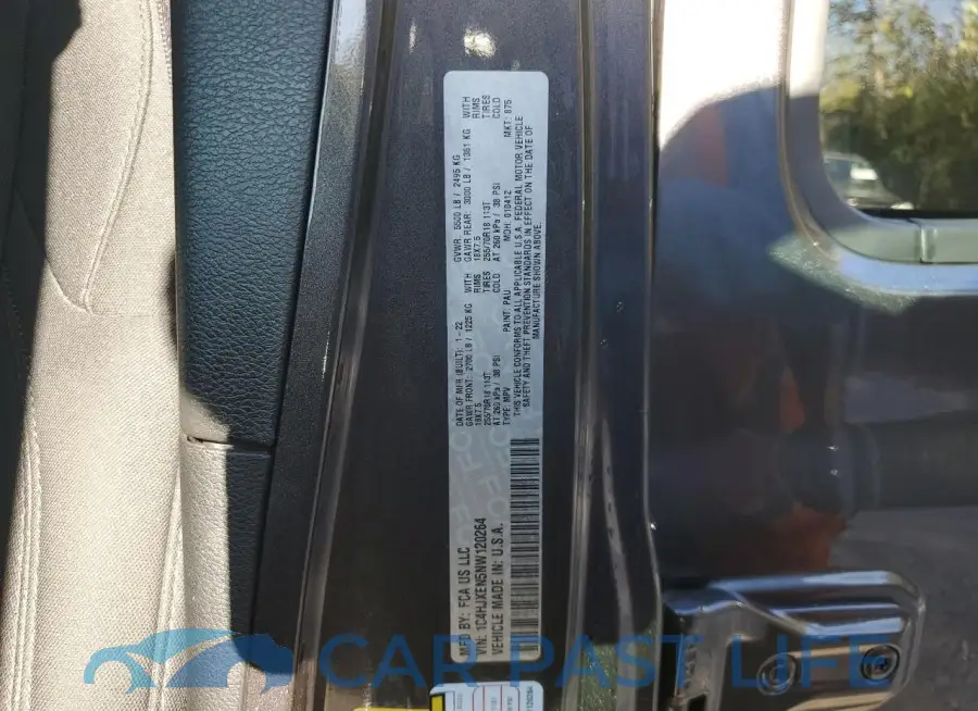 1C4HJXEN5NW120264# 12