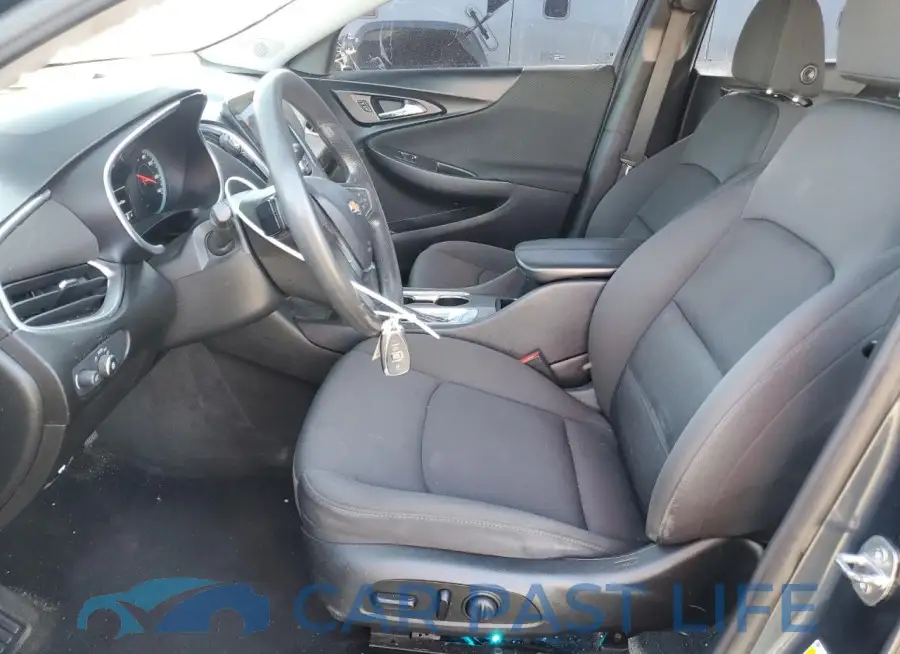 1G1ZD5ST9LF110040# 7