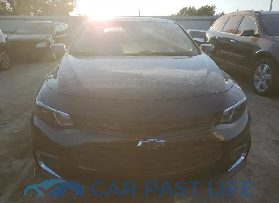1G1ZD5ST6JF235509# 5