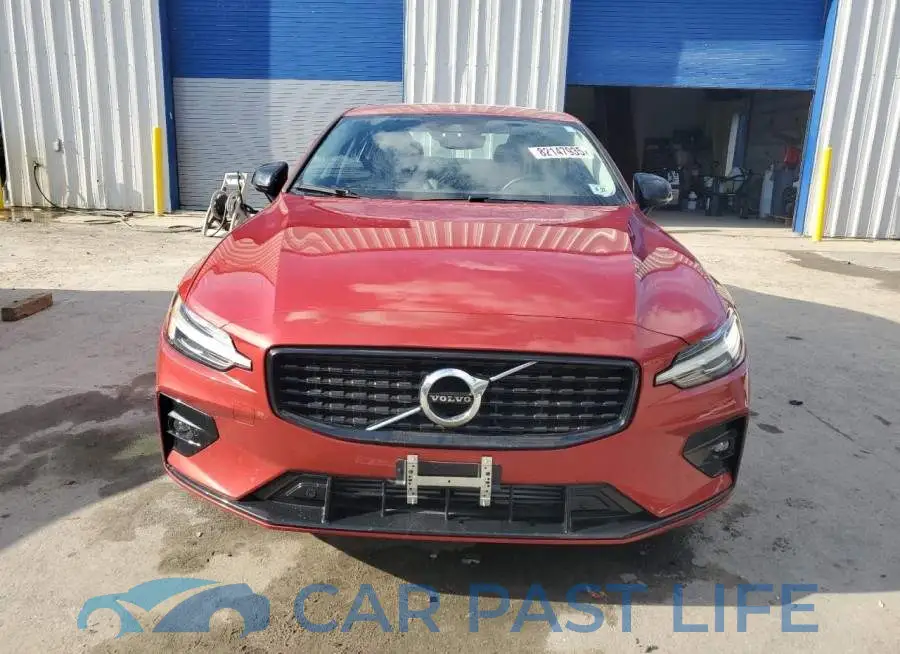 7JR102TZ1MG123976# 5