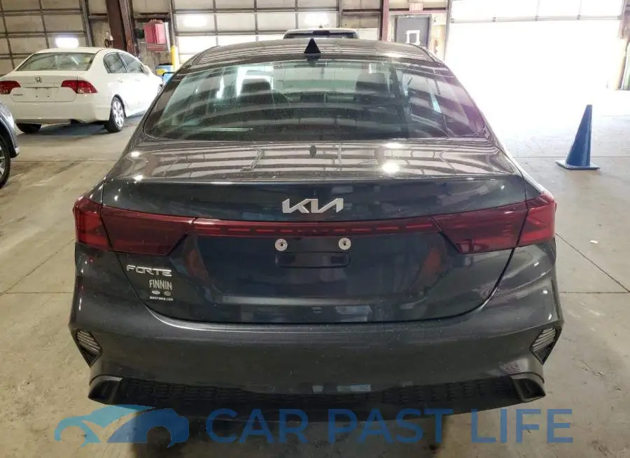 3KPF24AD0RE801299# 6