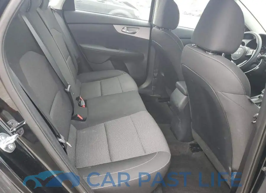 3KPF24AD2RE818413# 10