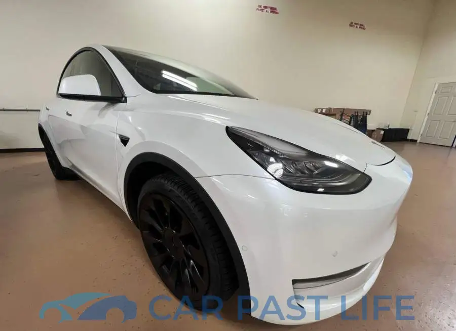 5YJYGDED7MF105899# 1