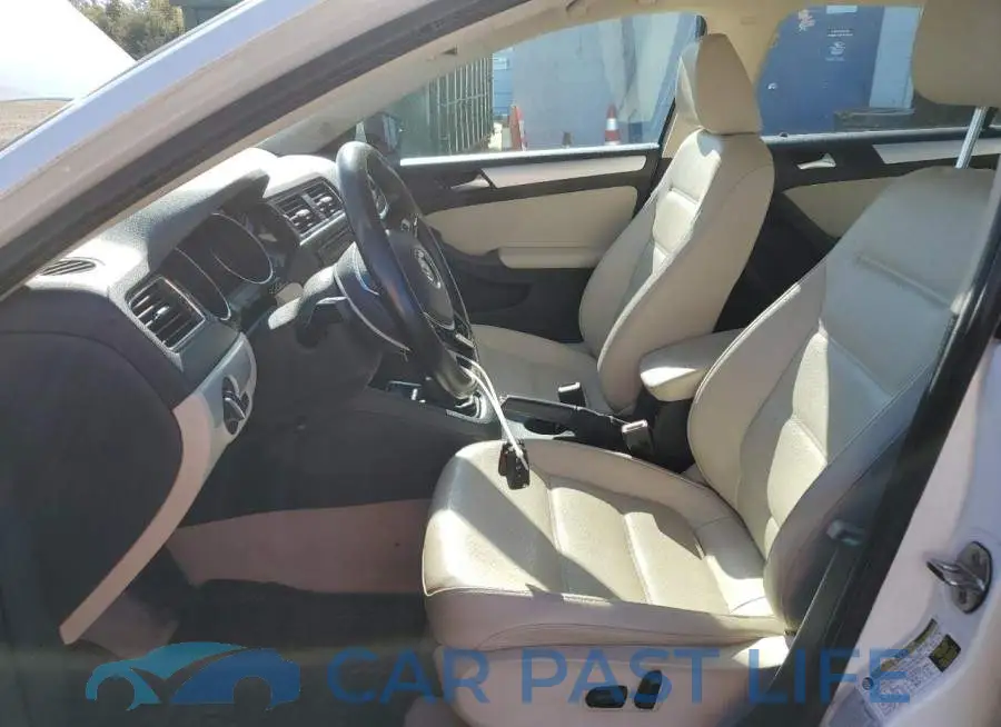 3VW637AJ7GM339053# 7