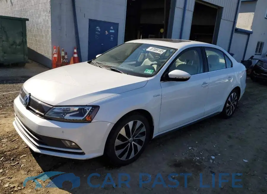 3VW637AJ7GM339053# 1