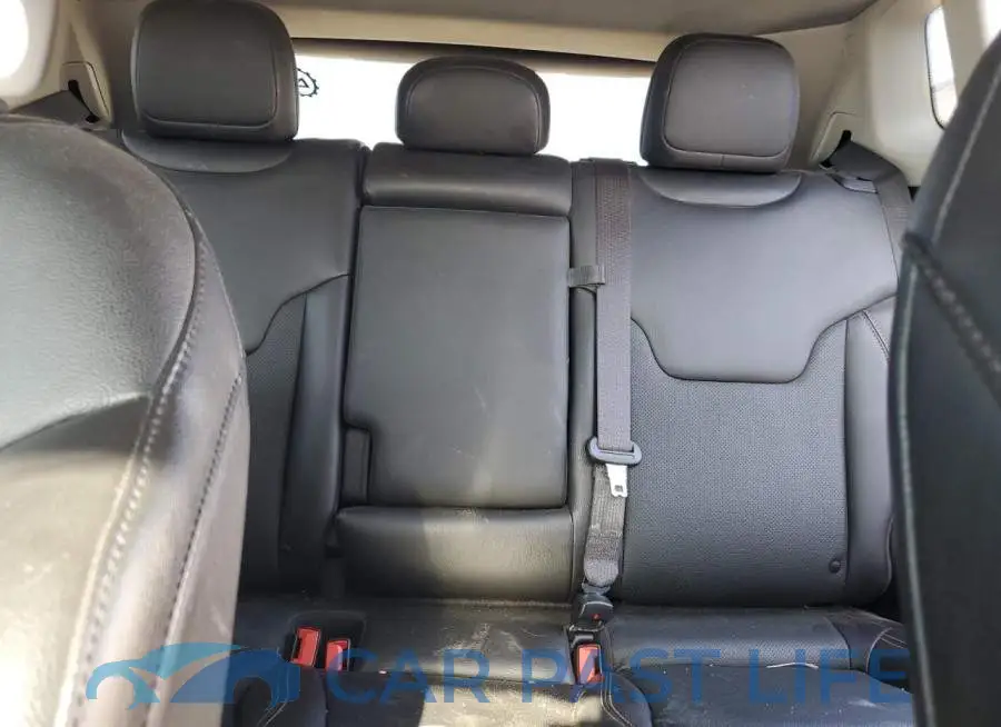 3C4NJDCB6LT236036# 10