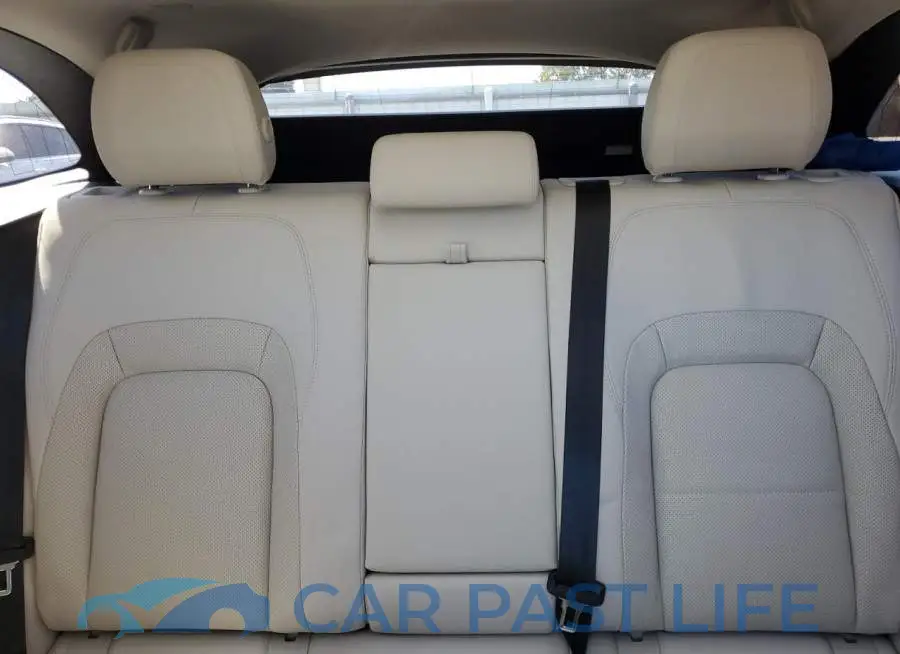 SADCJ2EX5NA699689# 10