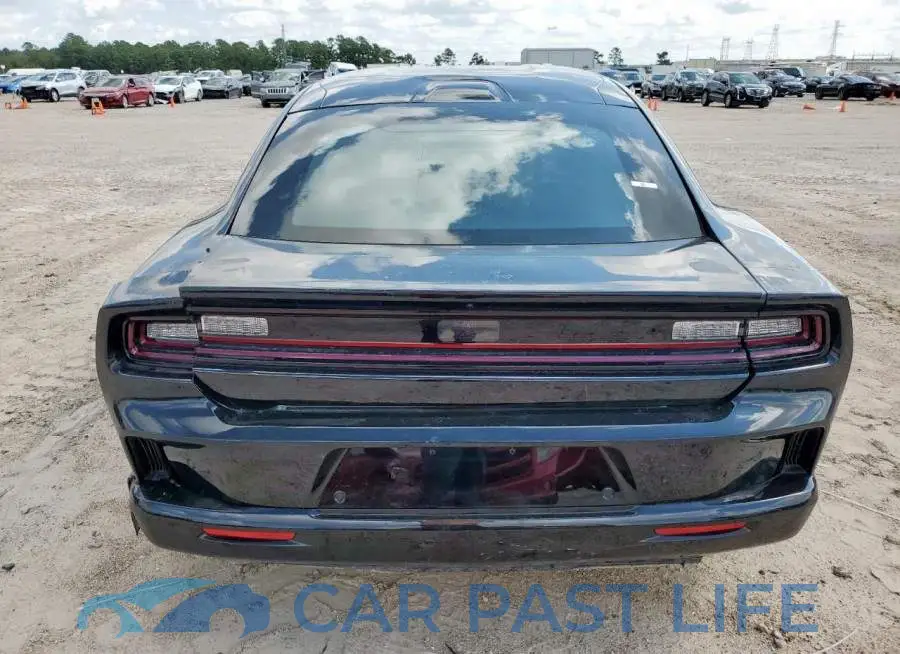 2C3CDBCK5SR209130# 6