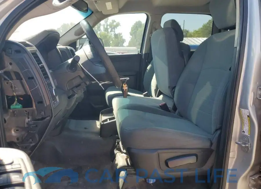 3C63RRGL0JG267845# 7