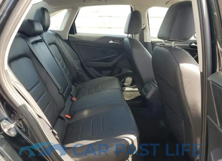 3VWGM7BU7RM049196# 10