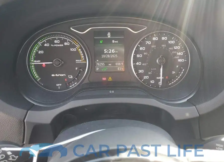 WAUVPBFF4GA093938# 9