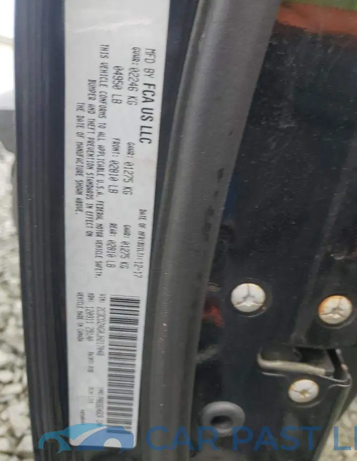 2C3CDZAG0JH217048# 12
