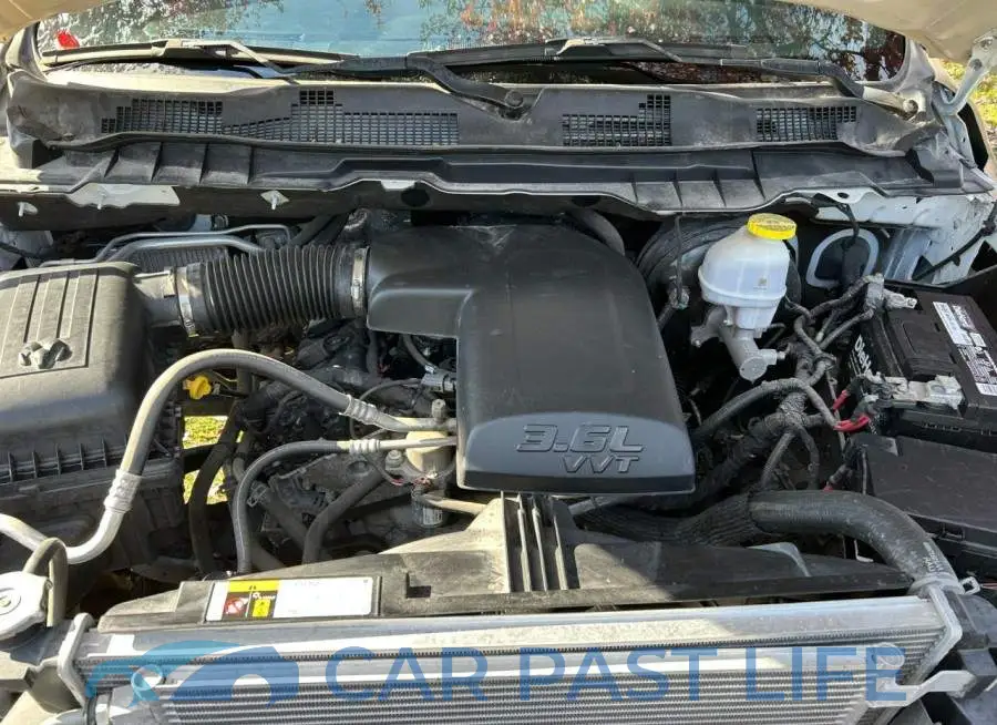 3C6JR6DGXNG300823# 7