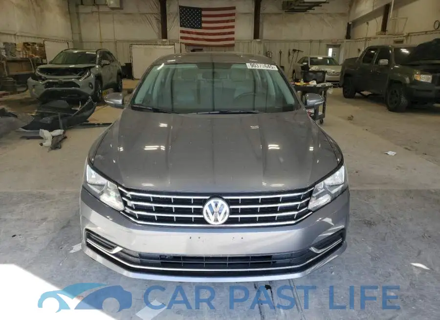 1VWBS7A33GC031656# 5
