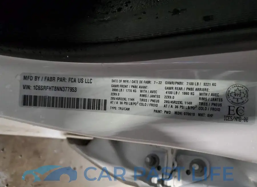 1C6SRFHT8NN377953# 12