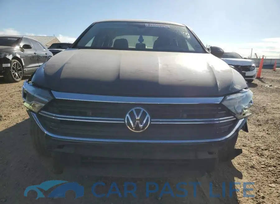 3VW5M7BU3PM023358# 5