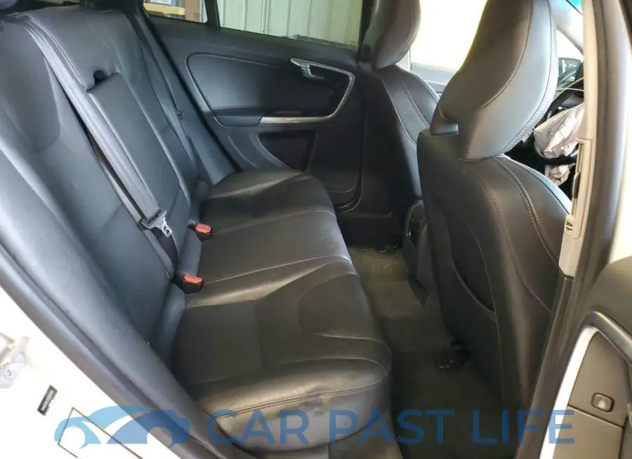 YV4612HK7G1003049# 11