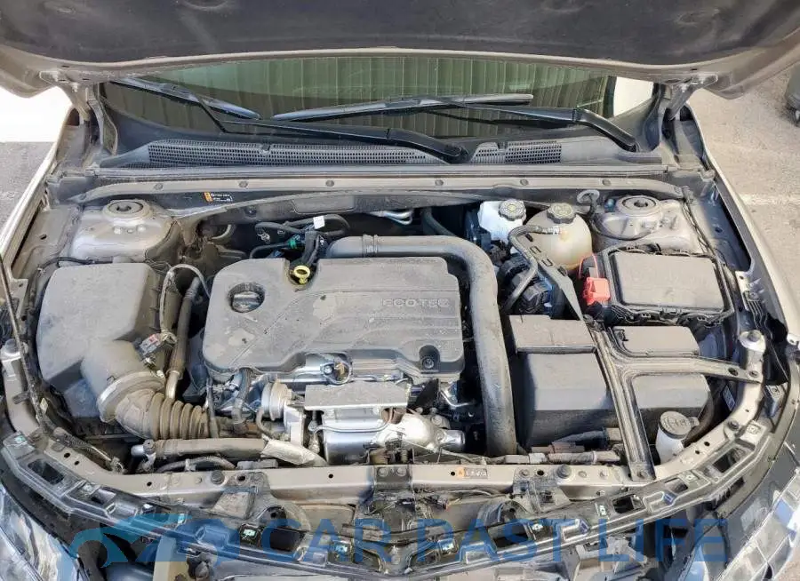 1G1ZB5ST8PF123096# 11