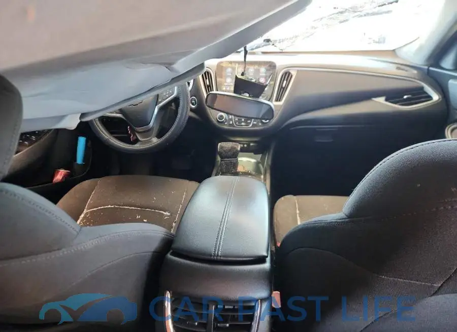 1G1ZD5ST8NF179921# 8