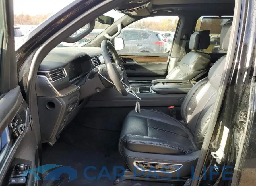 1C4SJSEP6RS112360# 7