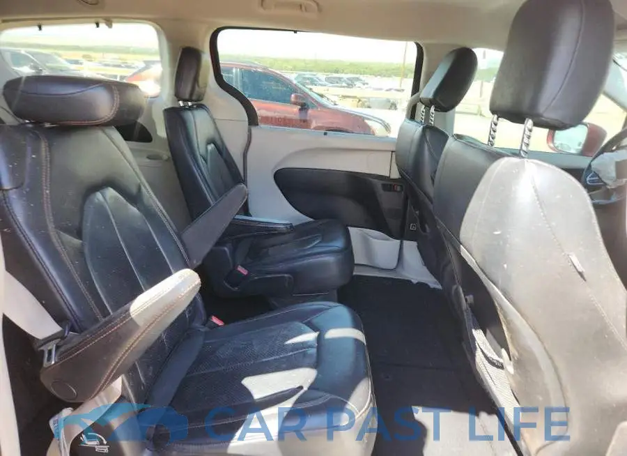 2C4RC1BG4LR112261# 11