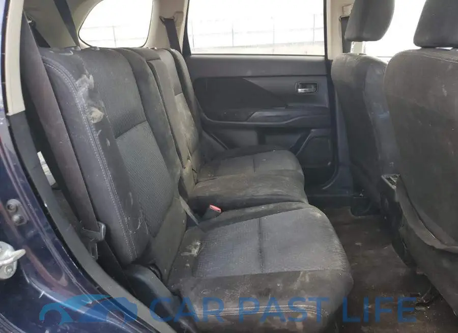 JA4AD3A33JZ015490# 11