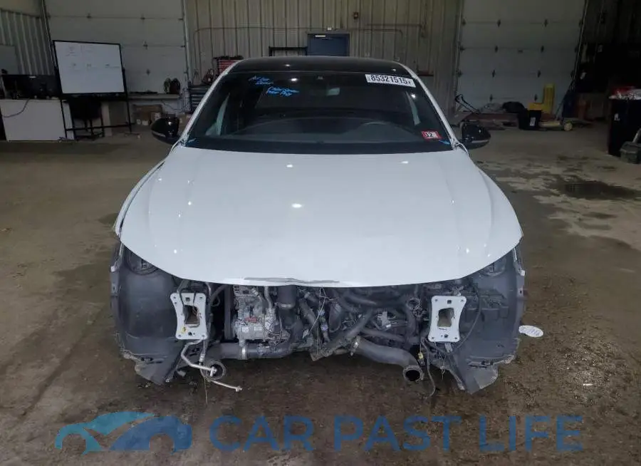 3VW2T7BU7RM023887# 5