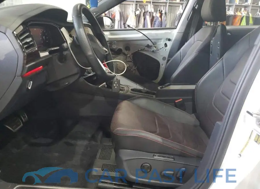 3VW2T7BU7RM023887# 7