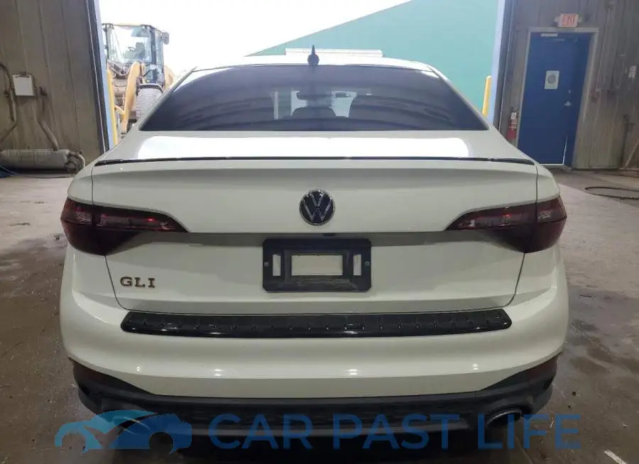 3VW2T7BU7RM023887# 6
