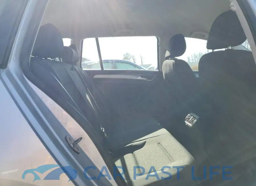 3VWC17AU2GM517499# 10